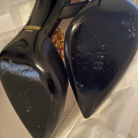 Moschino Lettering Charms Heels - Picture 11 of 15